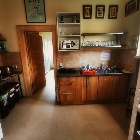 Hummel Hostel - Historische Stadtvilla Mit Garten 바이마르 외부 사진