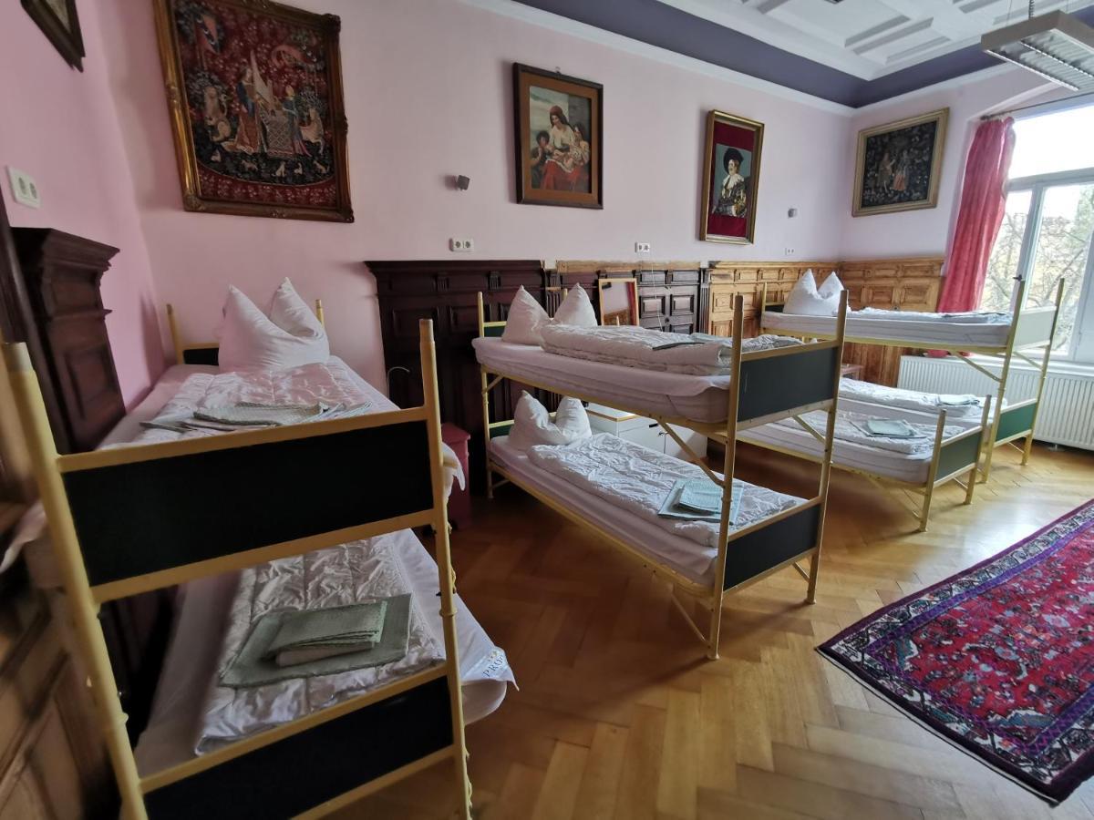 Hummel Hostel - Historische Stadtvilla Mit Garten 바이마르 외부 사진