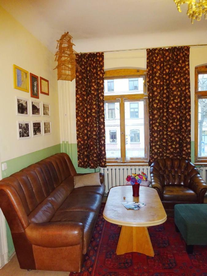Hummel Hostel - Historische Stadtvilla Mit Garten 바이마르 외부 사진