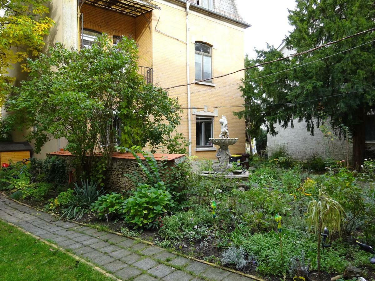 Hummel Hostel - Historische Stadtvilla Mit Garten 바이마르 외부 사진